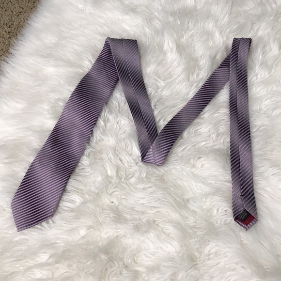 ✅ UOMO VENETTO Purple Men’s Neck Tie - Picture 2 of 6